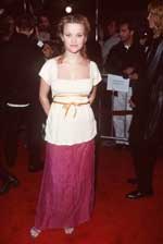 Рийз Уидърспуун “официално” бременна!