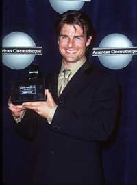 Режисьорът Майкъл Ман предлага “убийствена” роля на Том Круз