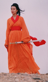 Седнал в двореца, само на десет стъпки от краля, Безименния разказва своята изключителна история...