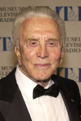 Кърк Дъглас навърши 87 години