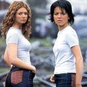 Скандалните ТАТУ казаха сбогом на феновете си