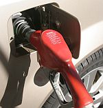 Писмени или други косвени доказателства за осъществени срещи, договорки и споразумения за поддържане на еднакви цени на горивата