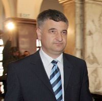 Киров: Водим 12:0 на Австрия по присъди за пране на пари