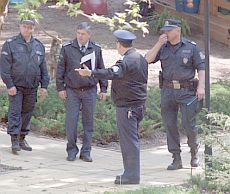 Англичани късали пагоните на полицая в Търново