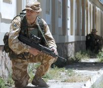 Правителството на Холандия падна заради спор за Афганистан