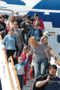 Руски граждани пристигат у нас с чартърен полет на Боинг 742 на руската авиокомпания “Трансайро“