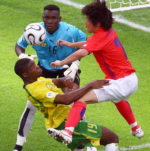 Двама от националните играчи на Того са с тежки наранявания