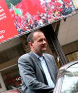 Михаил Миков: Овчаров може да бъде отстранен само от съда