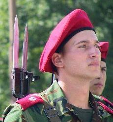 Мартенският набор последен. Търсят 4000 рейнджъри