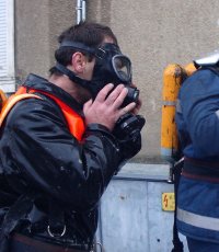 Взрив на газова бутилка в София рани трима