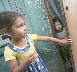Децата от ромски и турски произход най-често отпадат от училище