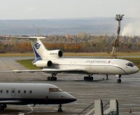 Самолет се ”подхлъзна” на пистата във Варна