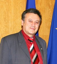 Кметът на Царево Петко Арнаудов предложи двуметрова мрежа, вкопана в земята да пази границата с Турция