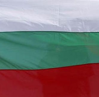 Ученикът ще отговаря за опетняване знамето на Република България