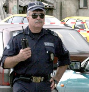 ”Проститутка” обра унгарец в хотелската му стая