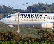 Турци отвлякоха Боинг 737 заради папата