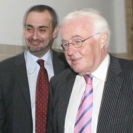 На заседанието на ВСС Борис Велчев дойде със съветника си Дато Стейнхаус, бивш главен прокурор на Холандия