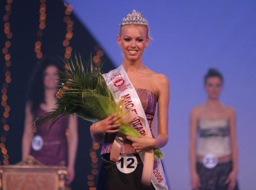 Мис България - Европа 2006 засне атрактивна фотосесия