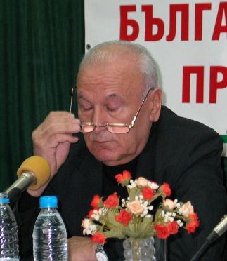 Александър Лилов: Десницата да си отвори очите