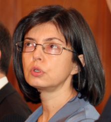 Нито един български политик не споменава думата ”потребител”, заяви Меглена Кунева