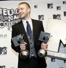 Джъстин Тимбърлейк грабна 2 награди на MTV Europe