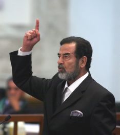 Очевидци разказват за екзекуцията на Садам
