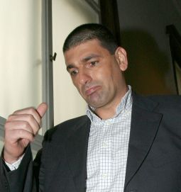 Съдът се задейства по делото за пране на пари срещу бизнесмена Петър Петров, след като ВСС се намеси