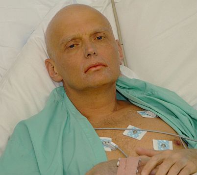 Отровения с радиоактивен полоний-210 бивш офицер от КГБ Александър Литвиненко почина в лондонска болница през 2006 г.