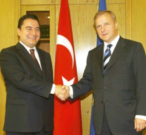 ЕС поиска от Турция бърз напредък в реформите