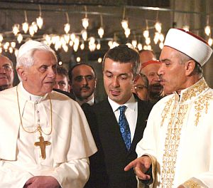 Папата: “Част от сърцето ми ще остане в Истанбул“