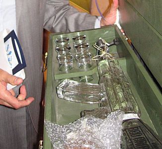 Калашниците задрънчаха отново