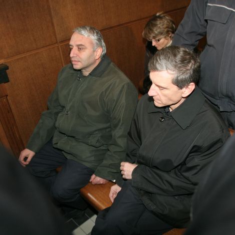 Заболял обвинен отложи дело срещу Вальо Топлото