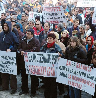 Жители на Банско, Разлог и Добринище протестират срещу Натура 2000