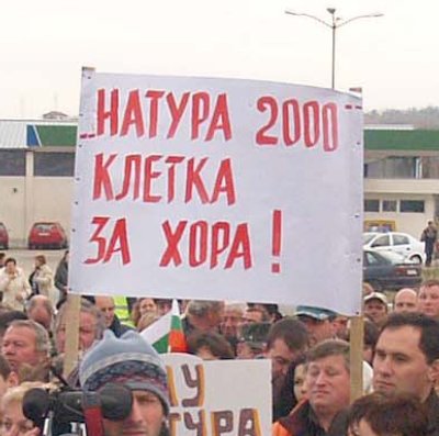 Хиляди се хванаха на жива верига срещу птичките