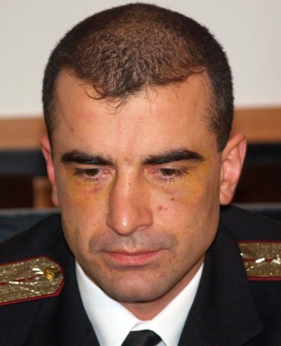 Разкаялият се флотски капитан Людмил Ангелов на срещата си с Петър Кандиларов