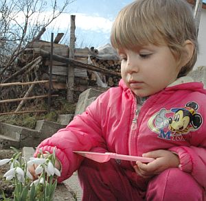 Общините в Бургаско се надпреварват да поощряват младите семейства