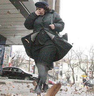 Бурни ветрове от понеделник