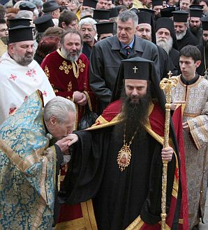 Новият метрополит дядо Николай е на 38 години