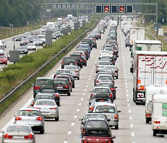 Шофьорите в Германия се опасяват, че новото гориво ще навреди на колите им
