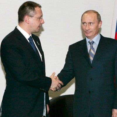 Владимир Путин чака Сергей Станишев в Москва след енергийния форум