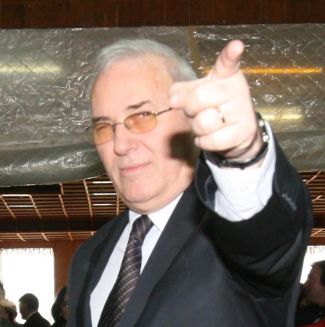 Близнаков не одобрявал подобно поведение, защото вредяло на имиджа на армията ни