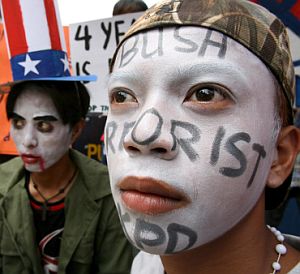 Протести срещу войната в Ирак се провеждат в целия свят по повод 4 години от началото й