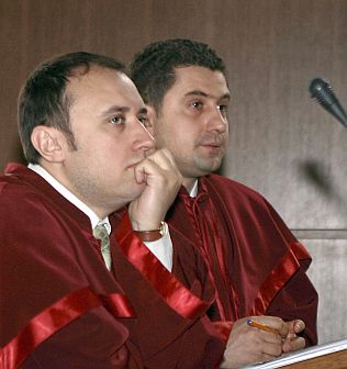 Прокурорите настояха Маджо да се яви сам в съда