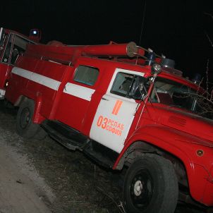 Огнен ад край София на 50 метра от газопровод