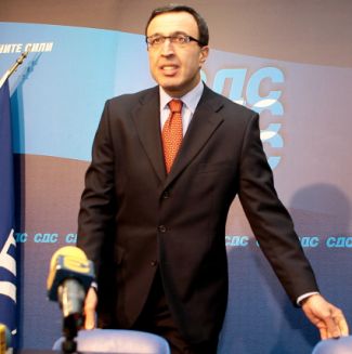 Стоянов и Николова си размениха ”кебапчийски” реплики