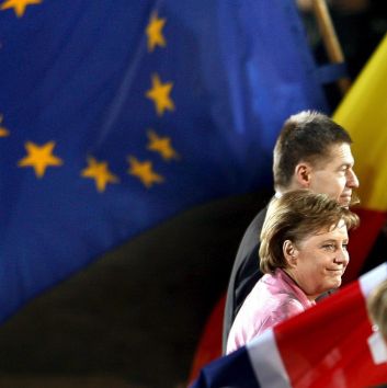 Барозу: ЕС ще се развива, но не към супердържава