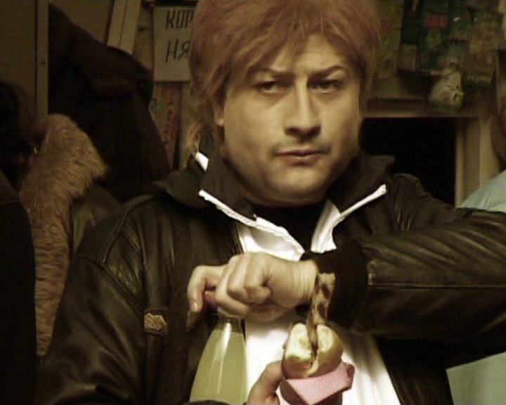 Рачков е в роля на Панайот в клип на Румънеца и Енчев