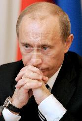 Трети мандат на Путин вероятно ще предложат и други възлови фигури в Русия освен Лужков и Миронов