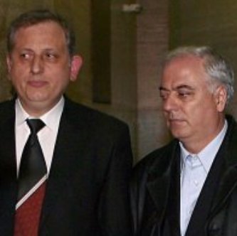 Прокурорите Боян Тошев (ляво) и Георги Манасиев остават в ареста