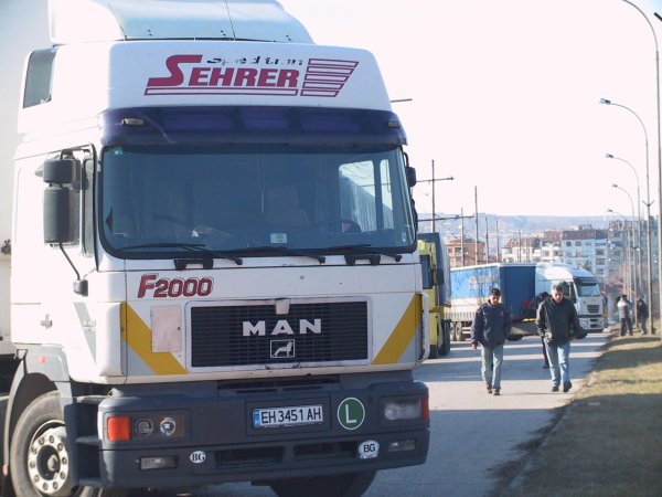 Нови ЕС-правила за камиони и автобуси